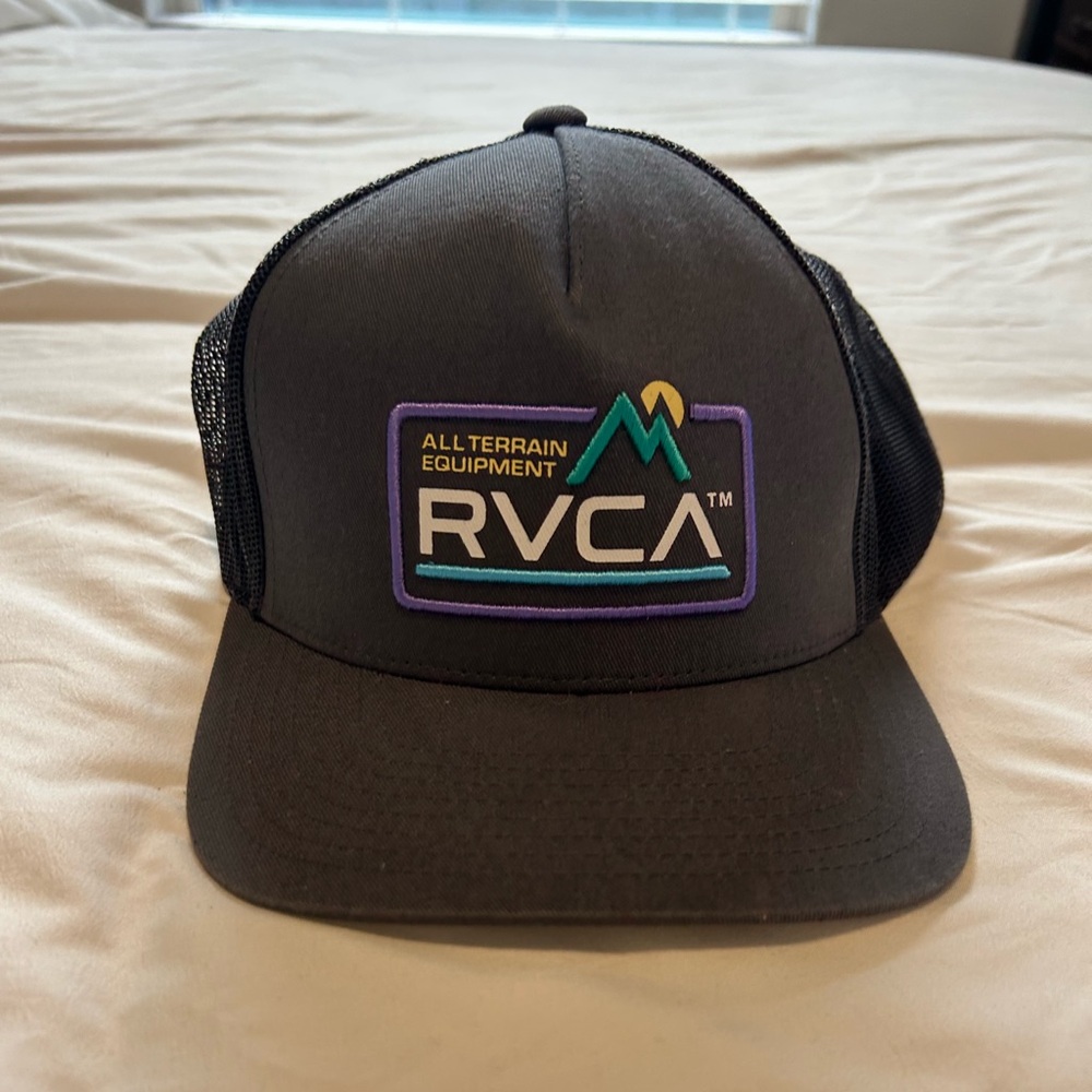 RVCA Gray Trucker Hat with Logo Patch